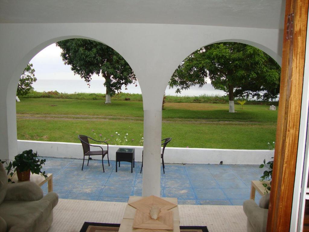 By The Sea Vacation Home And Villa ポート・アントニオ 部屋 写真